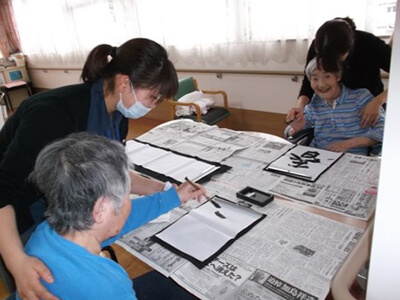 小集団での作業活動